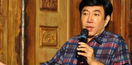 1423463-talkshow-batik-oleh-guruh-sukarno-putra-780x390.jpg